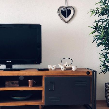 Parkplatz Und Balkon - Burberg'S Heimathafen In Wiesbaden Ngoại thất bức ảnh
