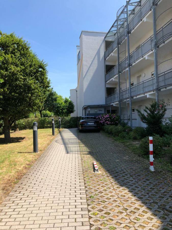Parkplatz Und Balkon - Burberg'S Heimathafen In Wiesbaden Ngoại thất bức ảnh